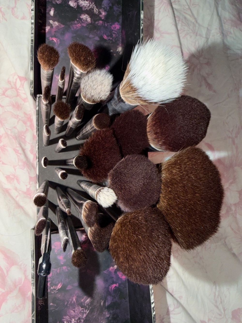 Urban Decay Pro Brush Vault - Picture 2 of 6